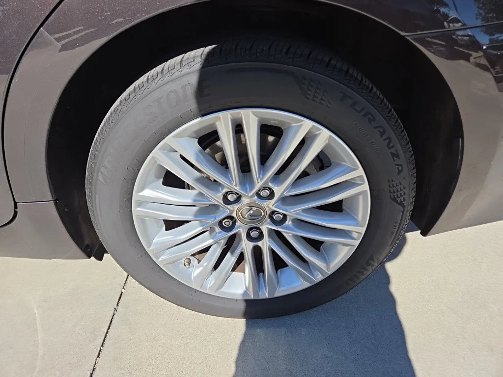 Used 2013 Red Lexus 350 image 13