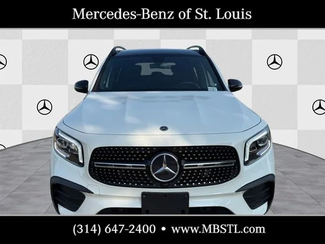 Used 2022 White Mercedes-Benz GLB 250 image 7