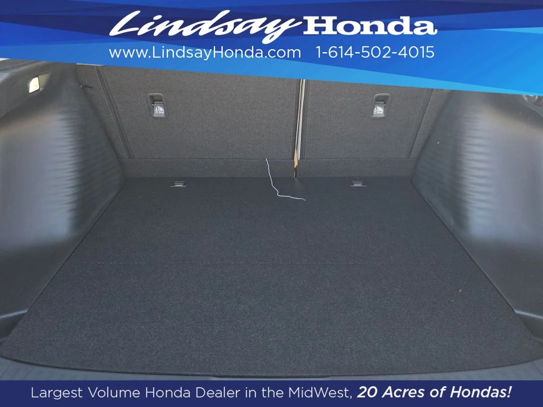 New 2027 Platinum White Pearl Honda LX image 2