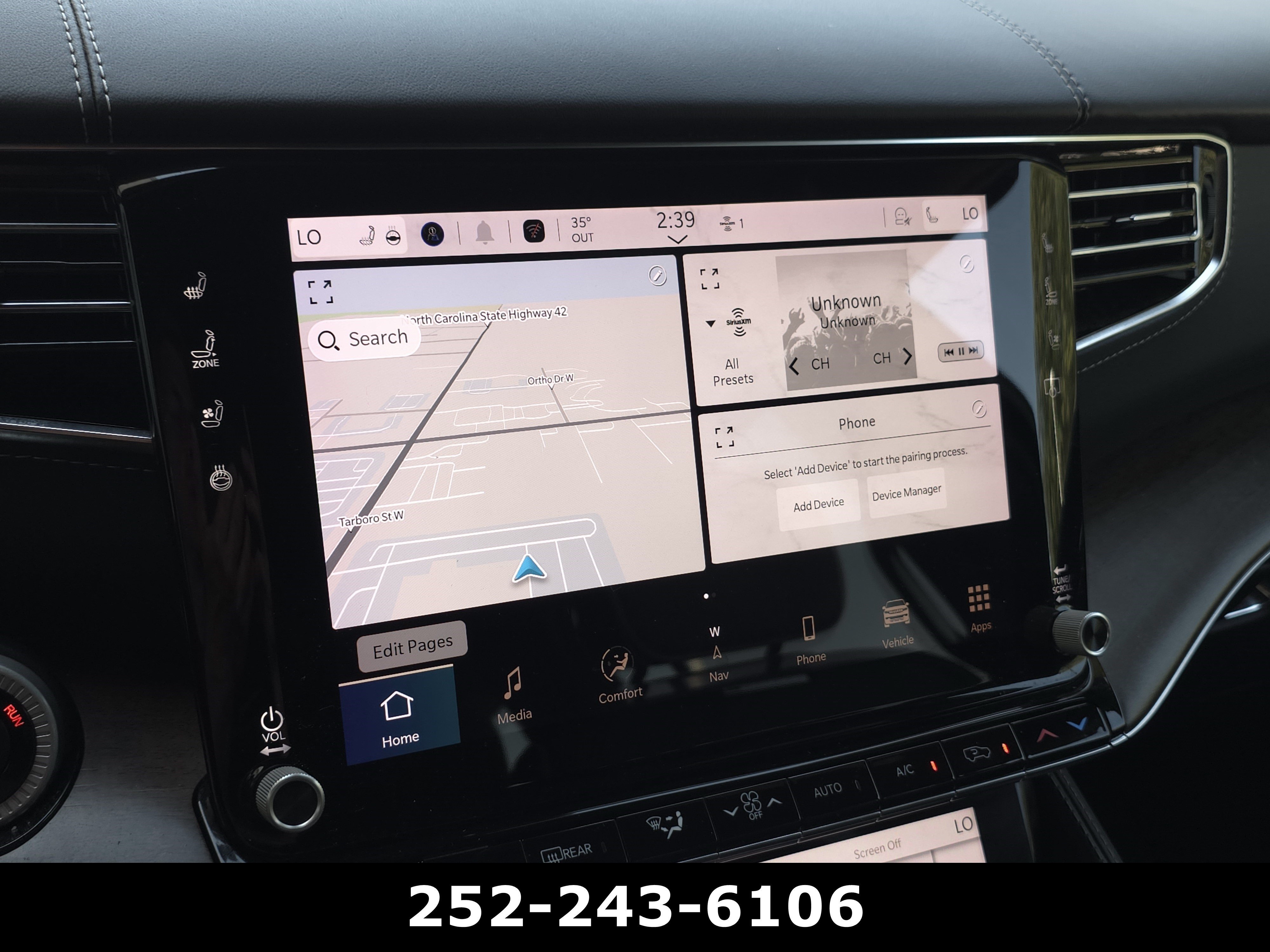 Used 2022 Diamond Black Crystal Pearlcoat Jeep Series II image 19
