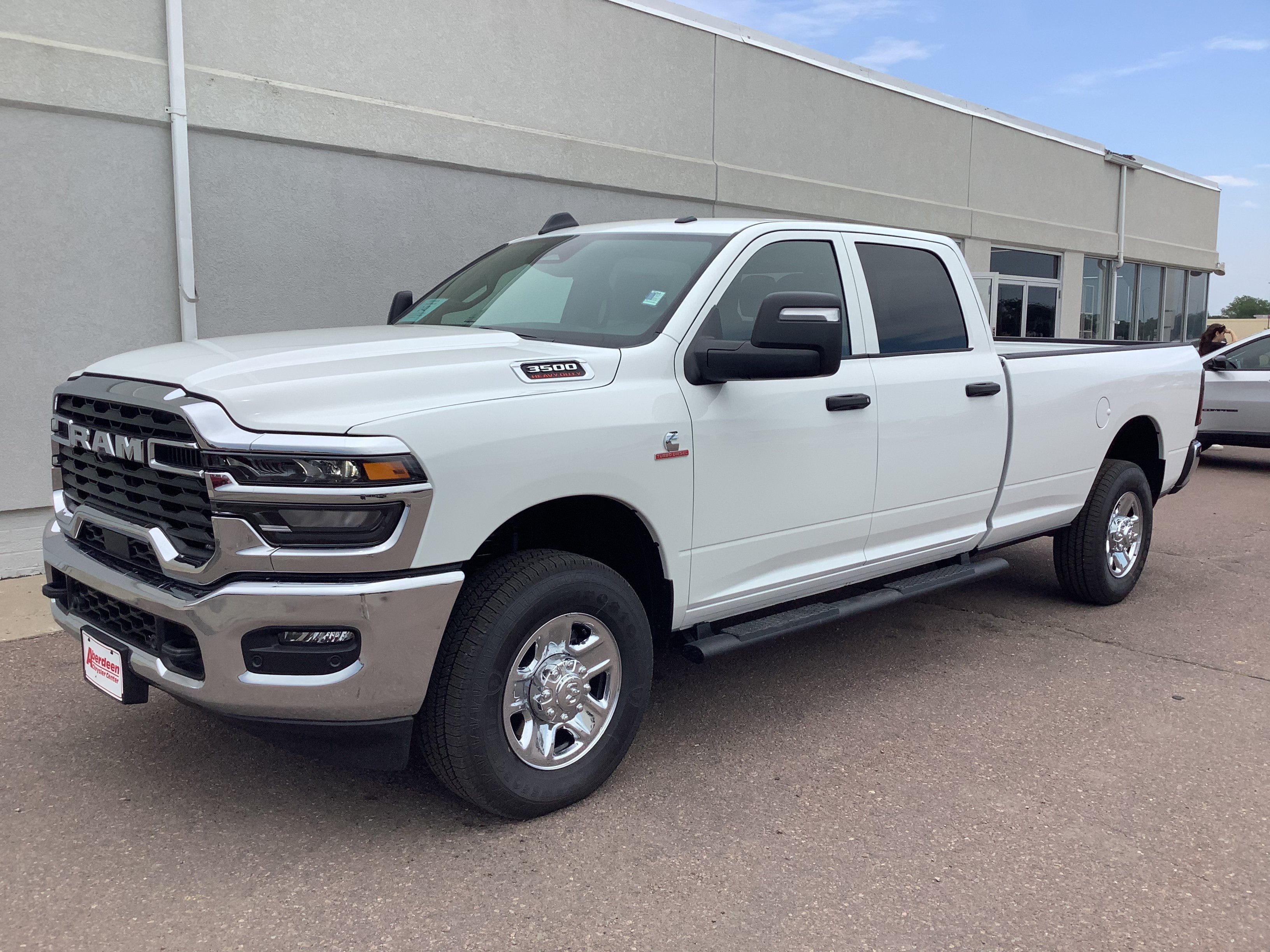 New 2026 Bright White Clear-Coat Exterior Paint RAM Tradesman image 2