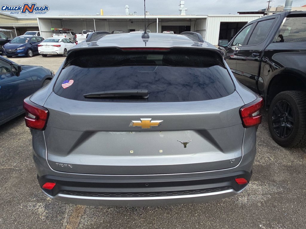 Used 2025 Sterling Gray Metallic Chevrolet LT image 5