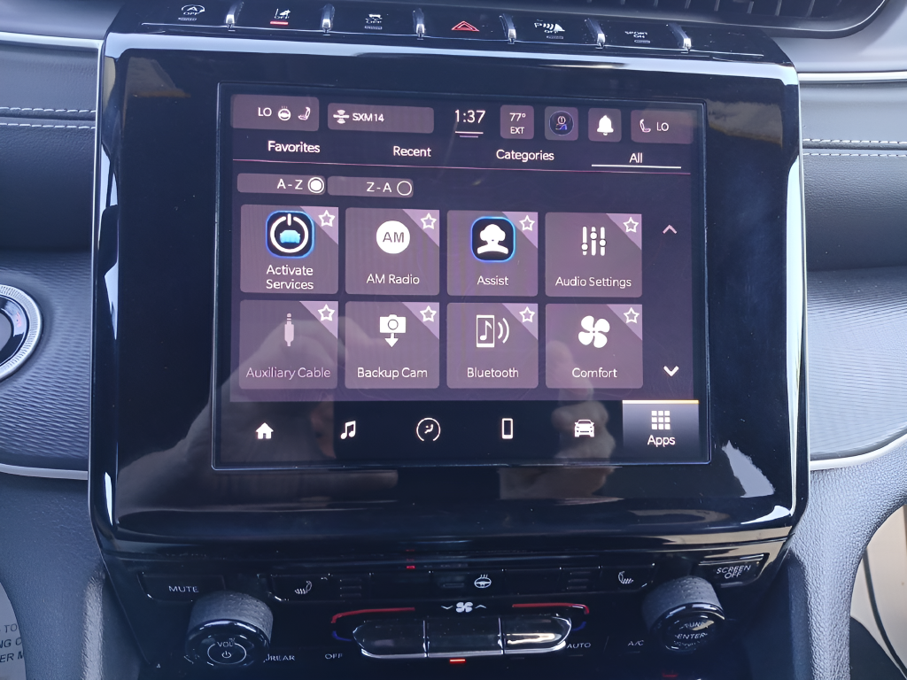 Used 2023 Silver Jeep Altitude X image 19