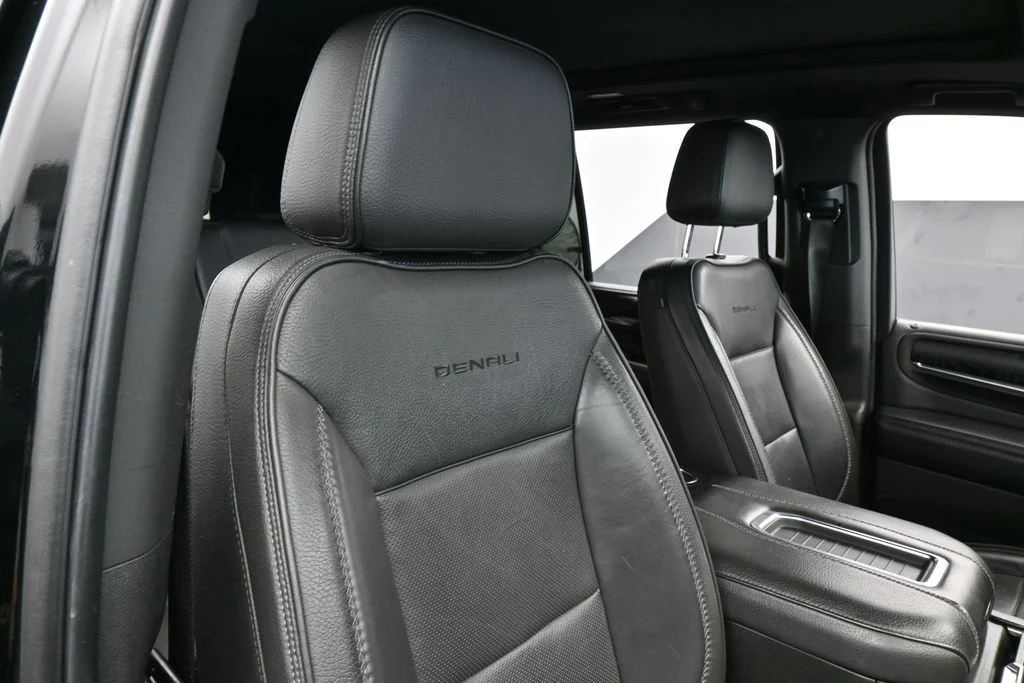 Used 2022 Onyx Black GMC Denali image 53