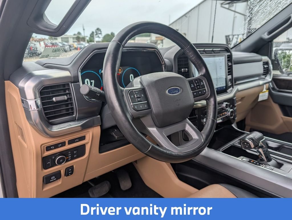 Used 2022 White Ford Lariat image 31