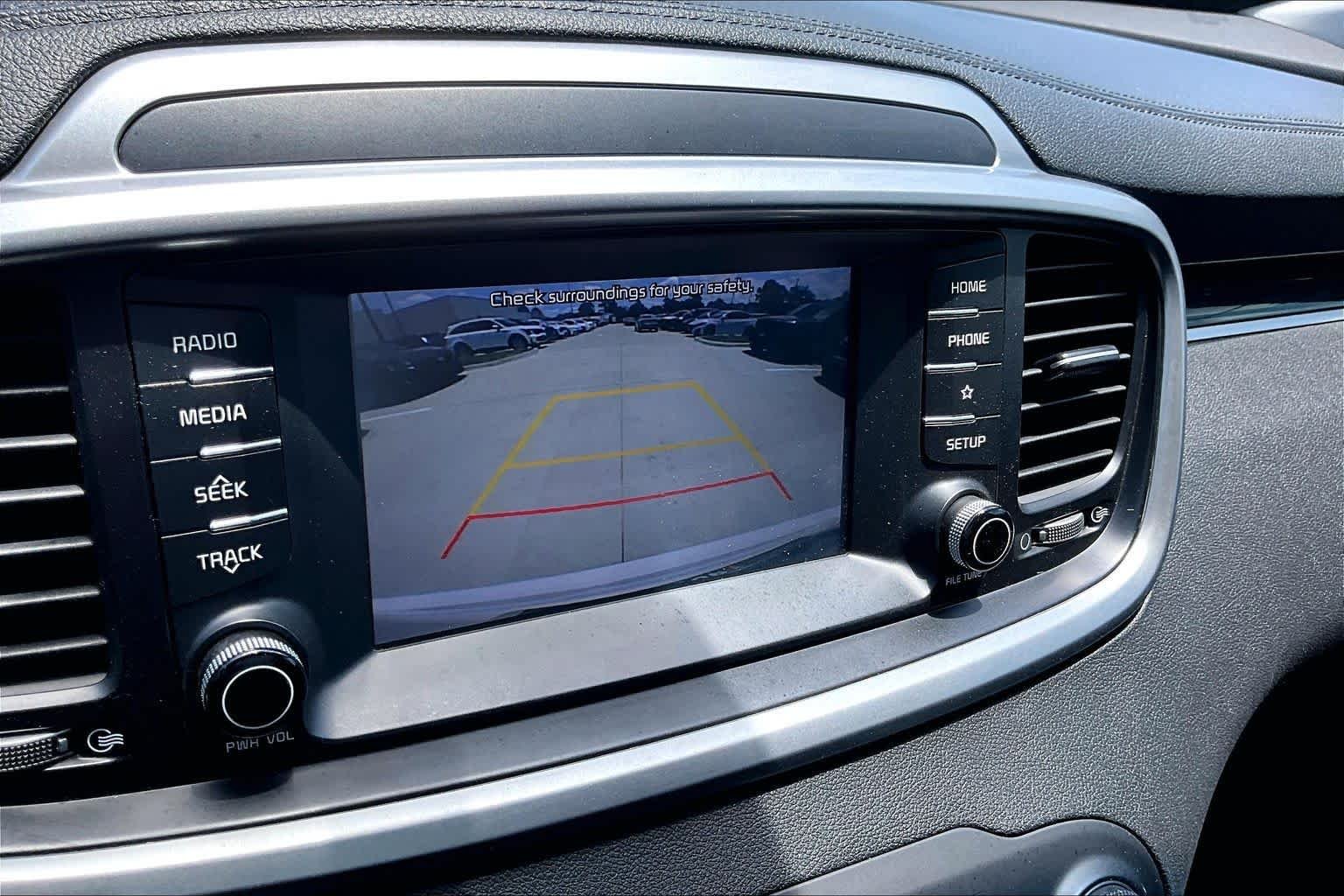 Used 2019 Snow White Pearl Kia LX V6 image 24