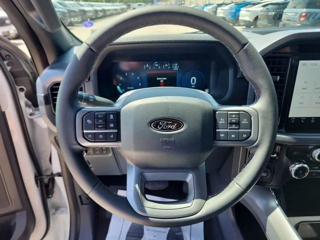 New 2026 Oxford White Ford XLT image 14