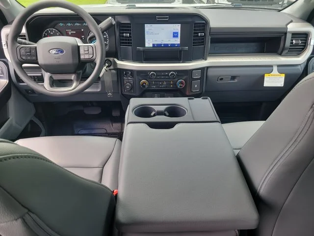 New 2027 Oxford White Ford XL image 13