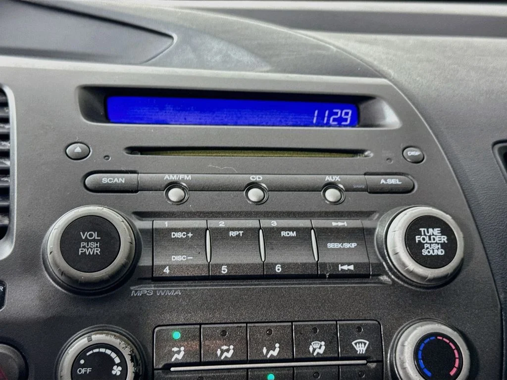 Used 2011 Blue Honda LX-S image 16