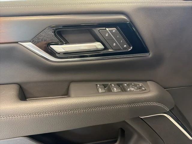 2026 GMC Yukon XL Denali - Photo 40