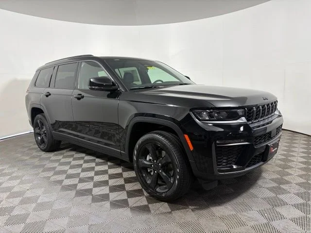 New 2026 Black Jeep Limited image 1
