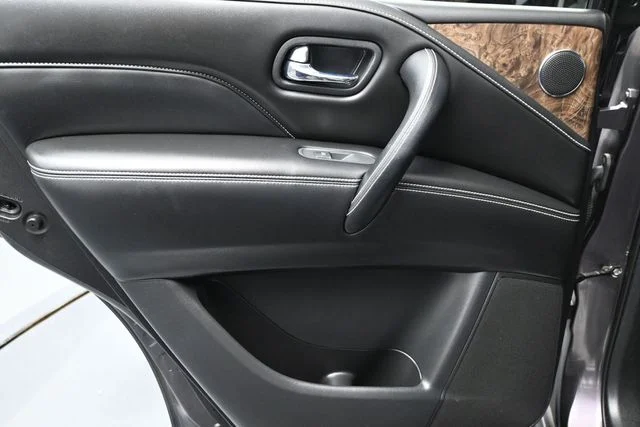 Used 2023 Gray INFINITI Premium Select image 9