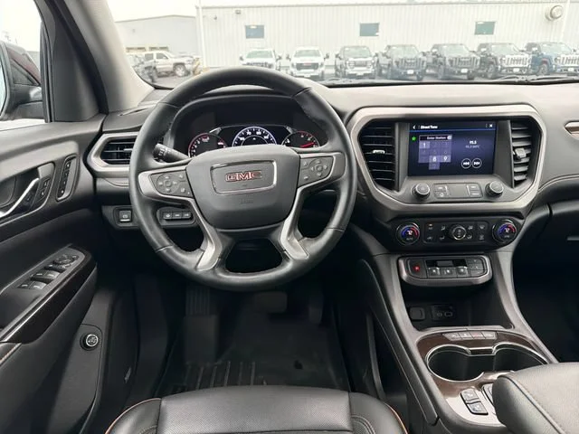 Used 2023 VOLCANIC RED TINTCOAT GMC AT4 image 16