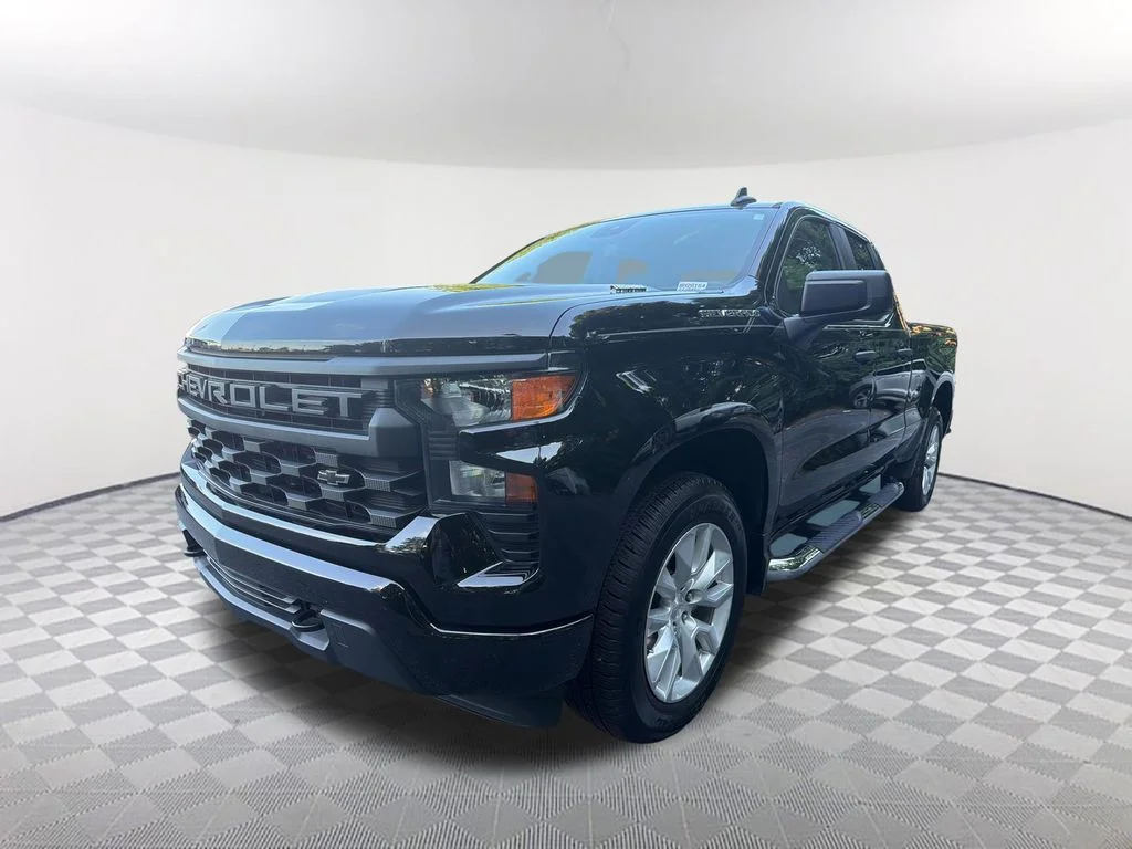 Used 2025 Black Chevrolet Custom image 1