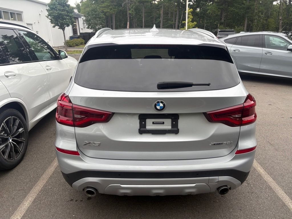 Used 2021 Glacier Silver Metallic BMW xDrive30i image 4