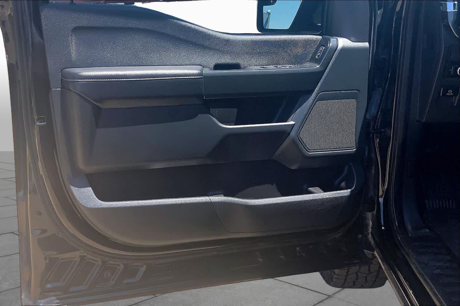 Used 2023 Agate Black Metallic Ford XL image 22