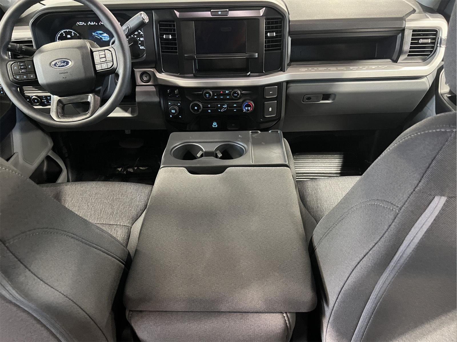New 2026 Oxford White Ford XL image 73