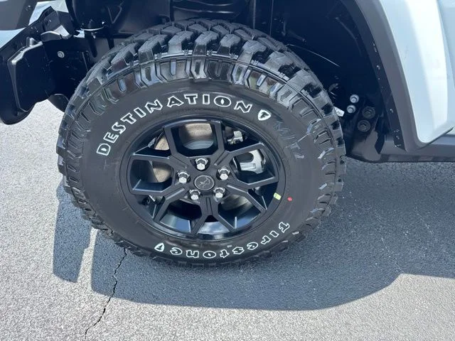 New 2026 Bright White Clear-Coat Exterior Paint Jeep Willys image 15