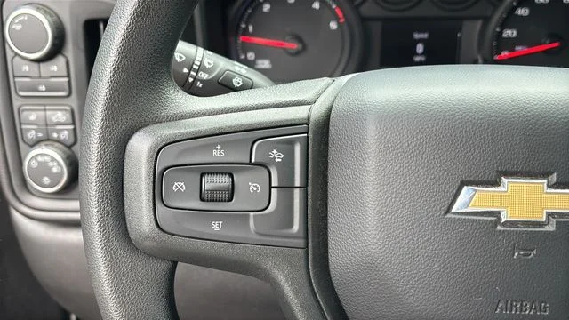Used 2025 Gray Chevrolet Custom image 23