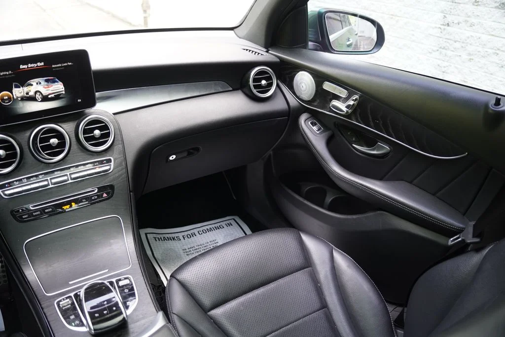 2018 Mercedes-Benz GLC GLC300 - Photo 25