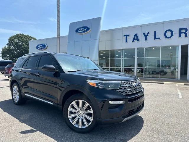 Used 2020 Black Ford Limited image 1