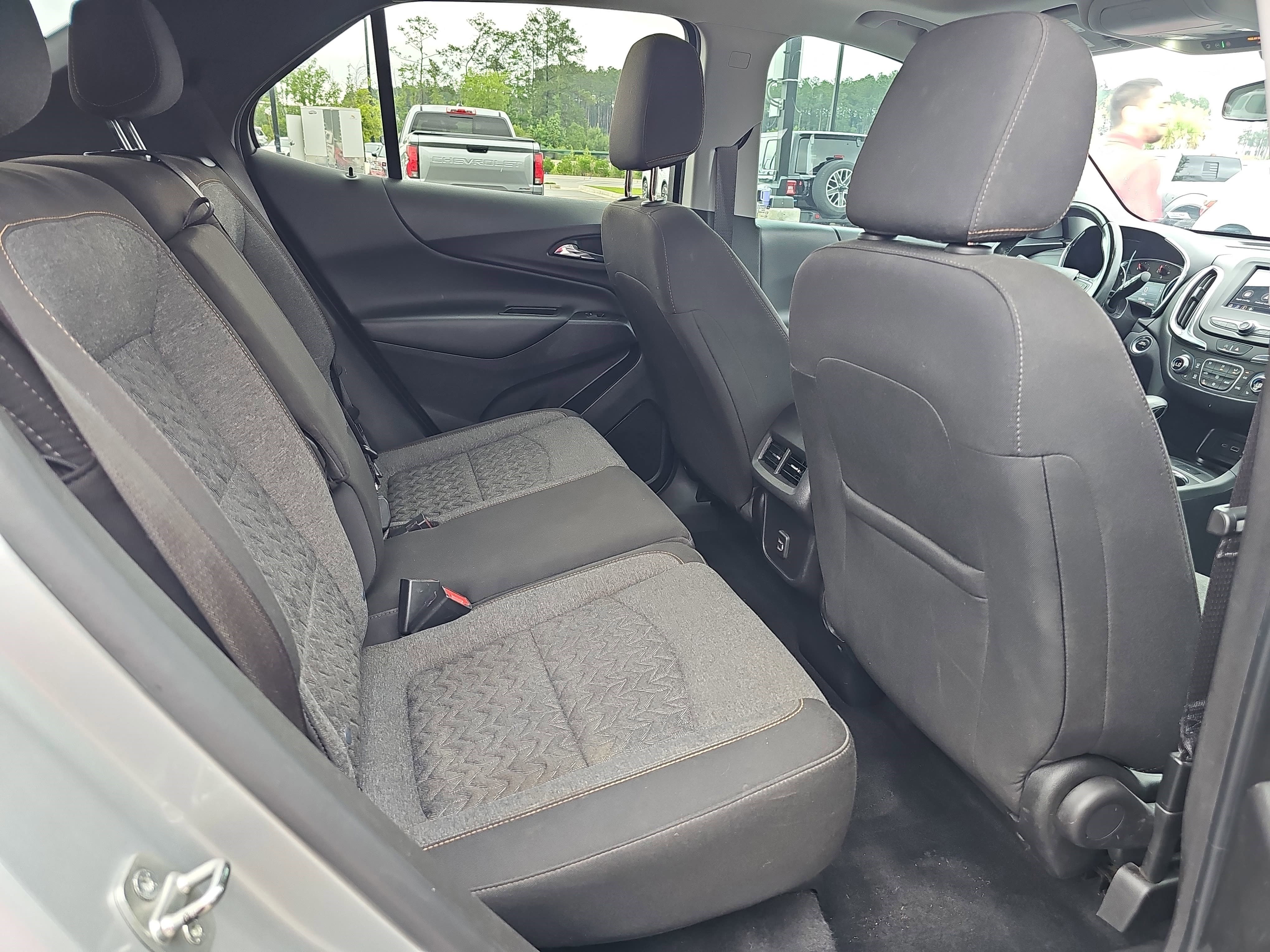 Used 2022 Silver Ice Metallic Chevrolet LT image 32