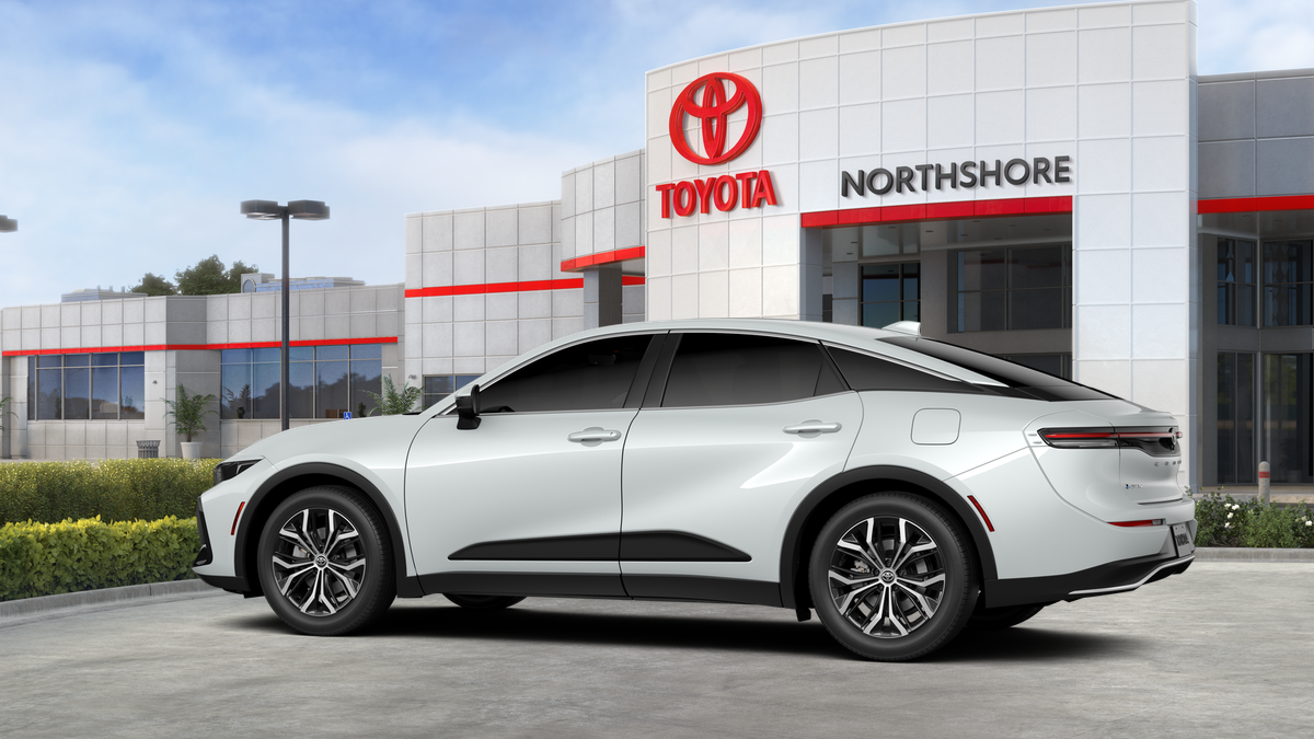 New 2026 Oxygen White Toyota XLE image 12