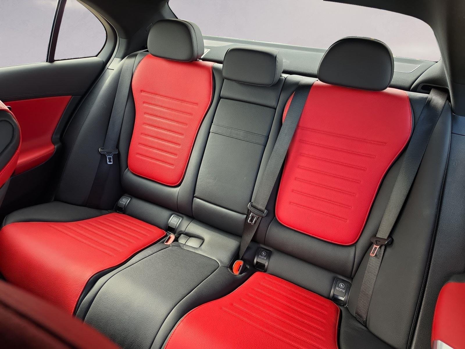 2025 Mercedes-Benz C-Class Sedan C 300 - Photo 13