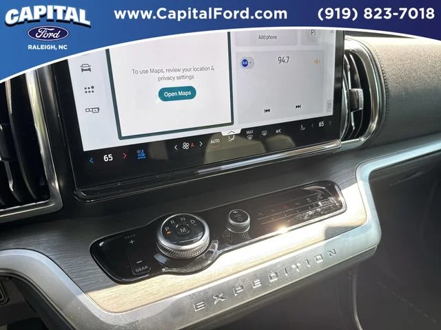 Used 2025 Black Ford Platinum image 27