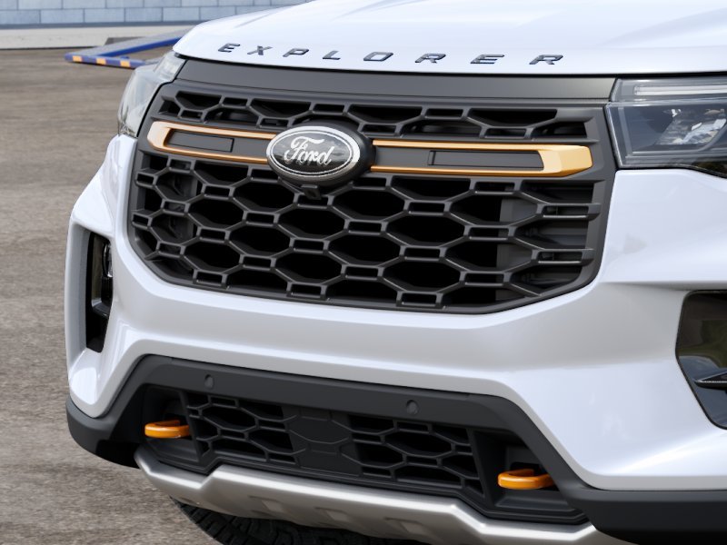 New 2027 White Metallic Ford Tremor image 17
