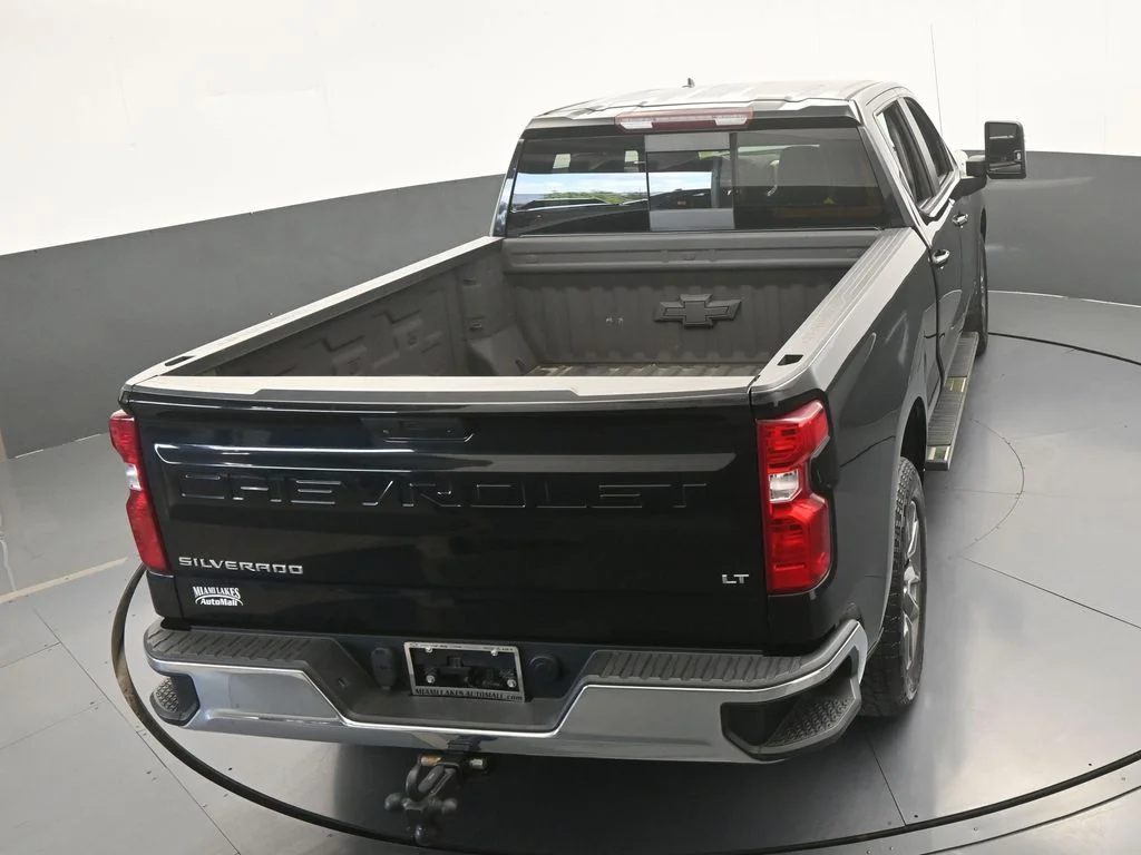 Used 2021 Black Chevrolet LT image 50