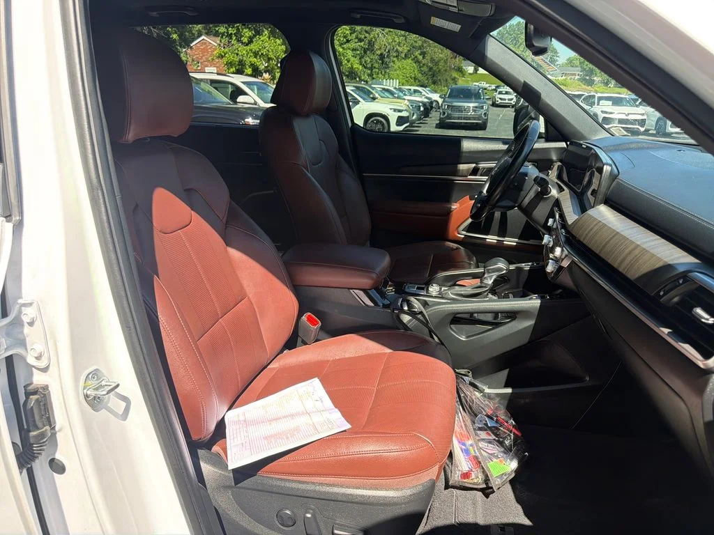Used 2024 White Kia EX image 52