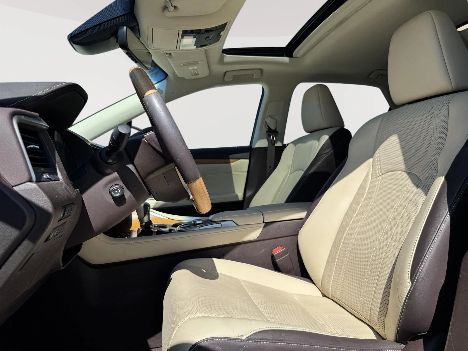 Used 2019 Satin Cashmere Metallic Lexus RX 350 image 2