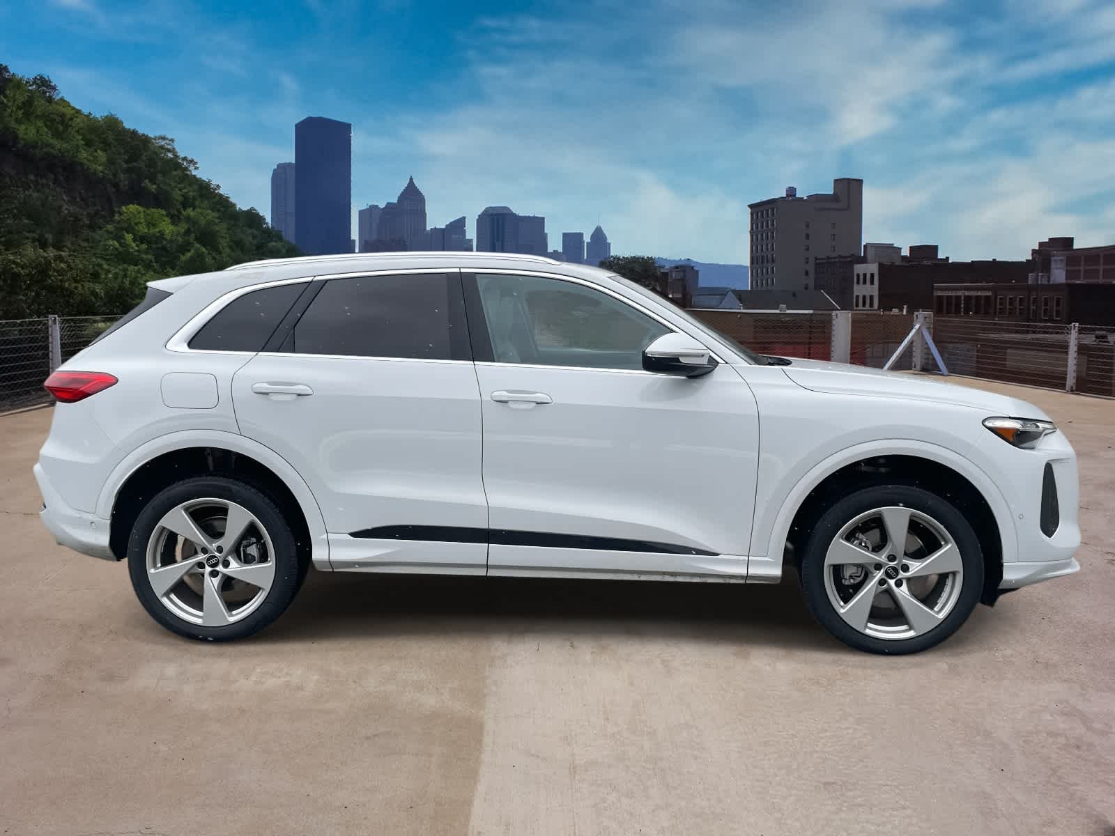 New 2025 Glacier White Metallic Audi Premium Plus image 2