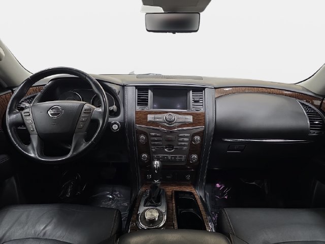 Used 2019 Gray Nissan Platinum image 10