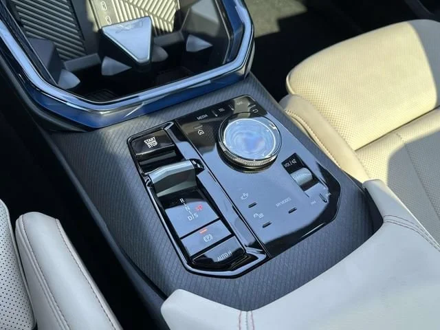 New 2026 Black Sapphire BMW 30 xDrive image 17