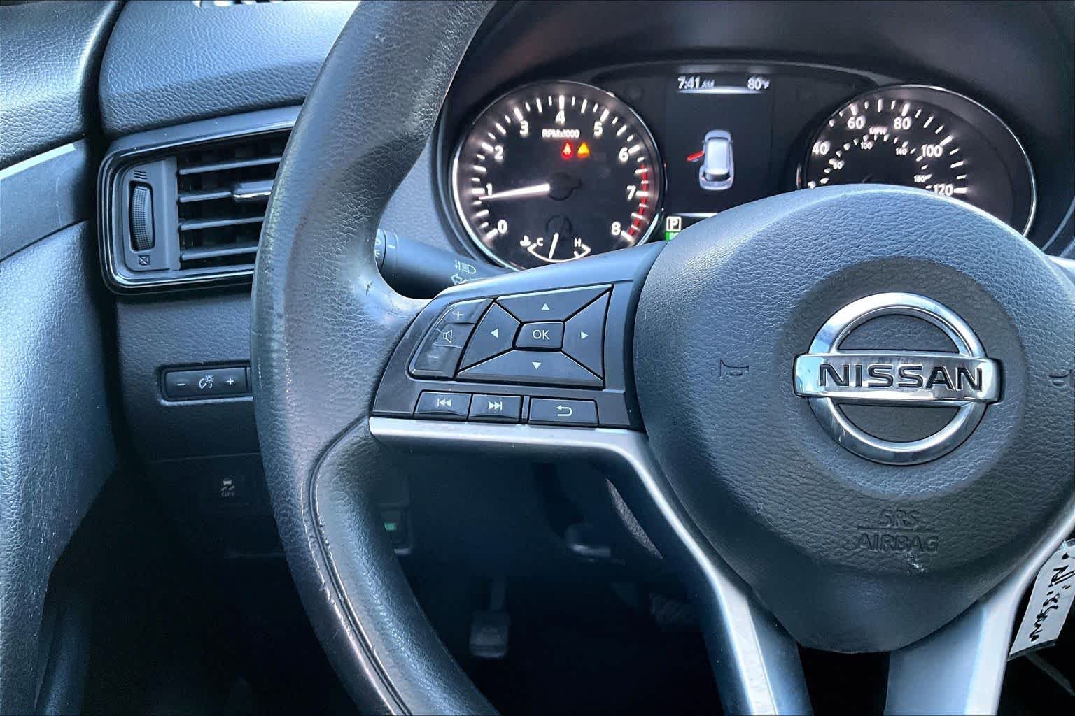 Used 2017 Glacier White Nissan S image 19