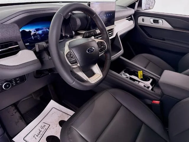 New 2026 Star White Metallic Tri-Coat Ford Active image 43