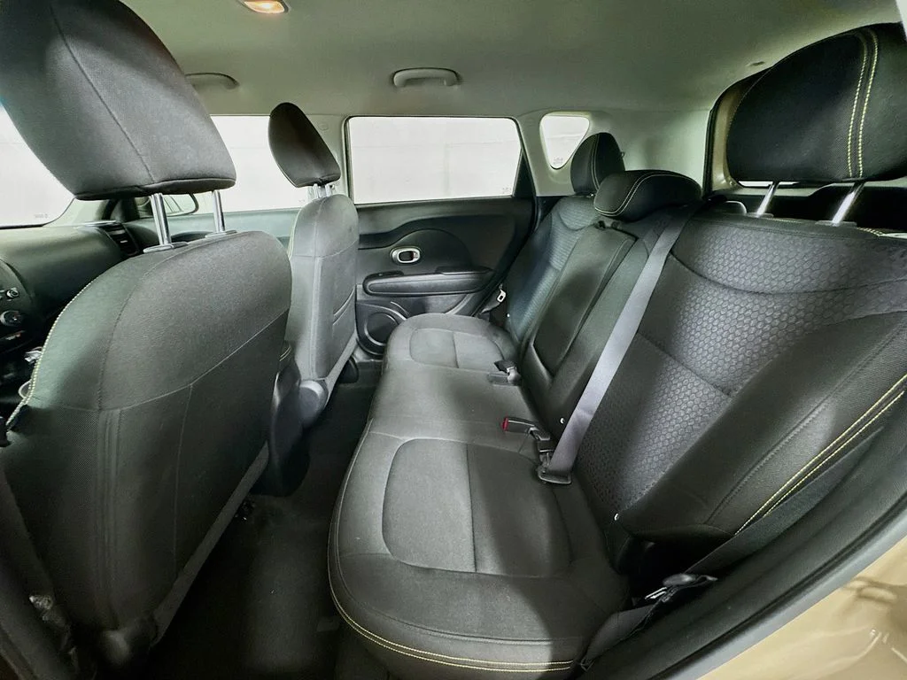 Used 2014 Brown Kia Plus image 26