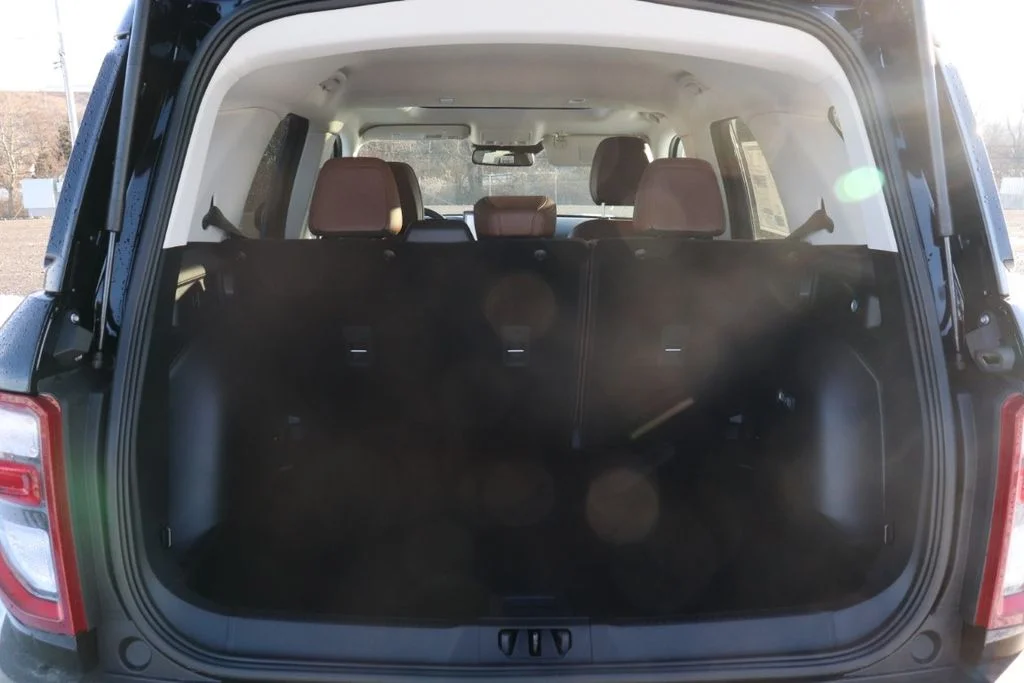 New 2025 Shadow Black Ford Outer Banks® image 51