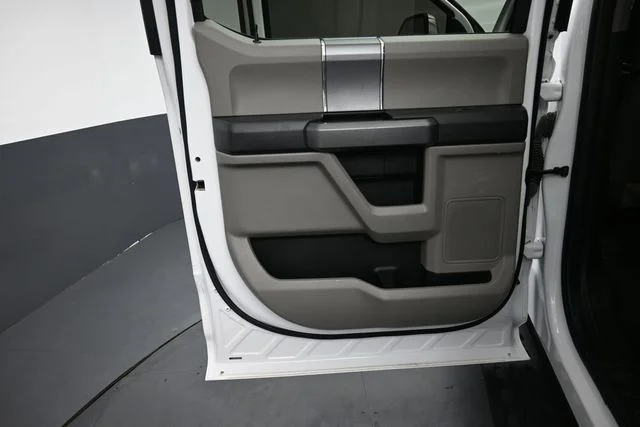 Certified Used 2021 Oxford White Ford XLT image 22