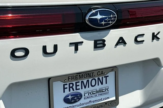 New 2026 CRYSTAL WHITE PEARL Subaru Premium image 24