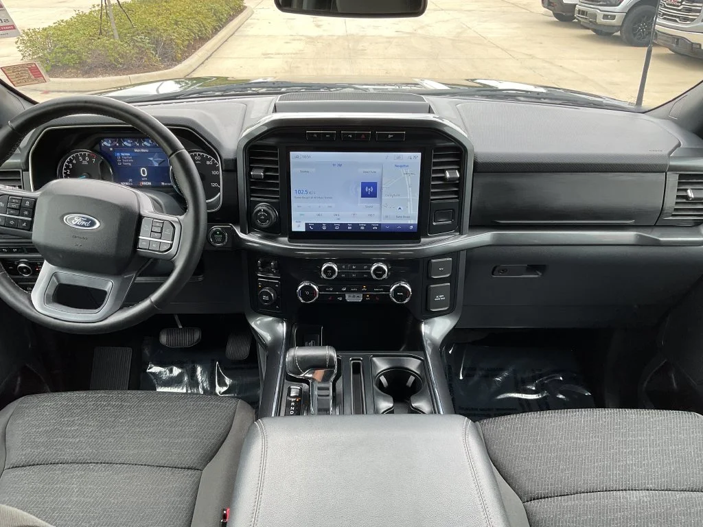Used 2023 Black Ford XLT image 19