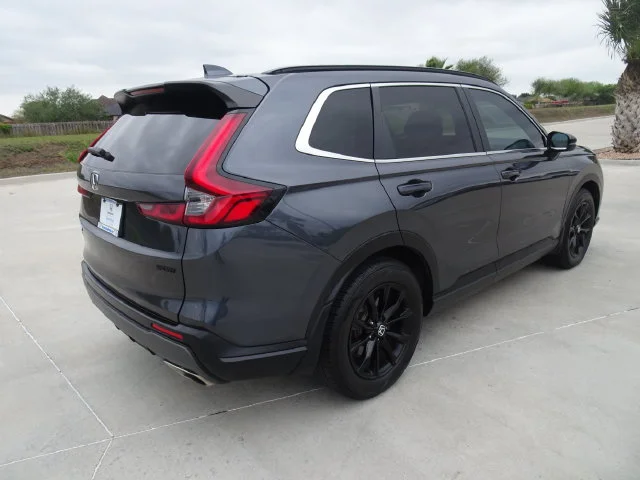 Used 2024  Honda Sport image 4