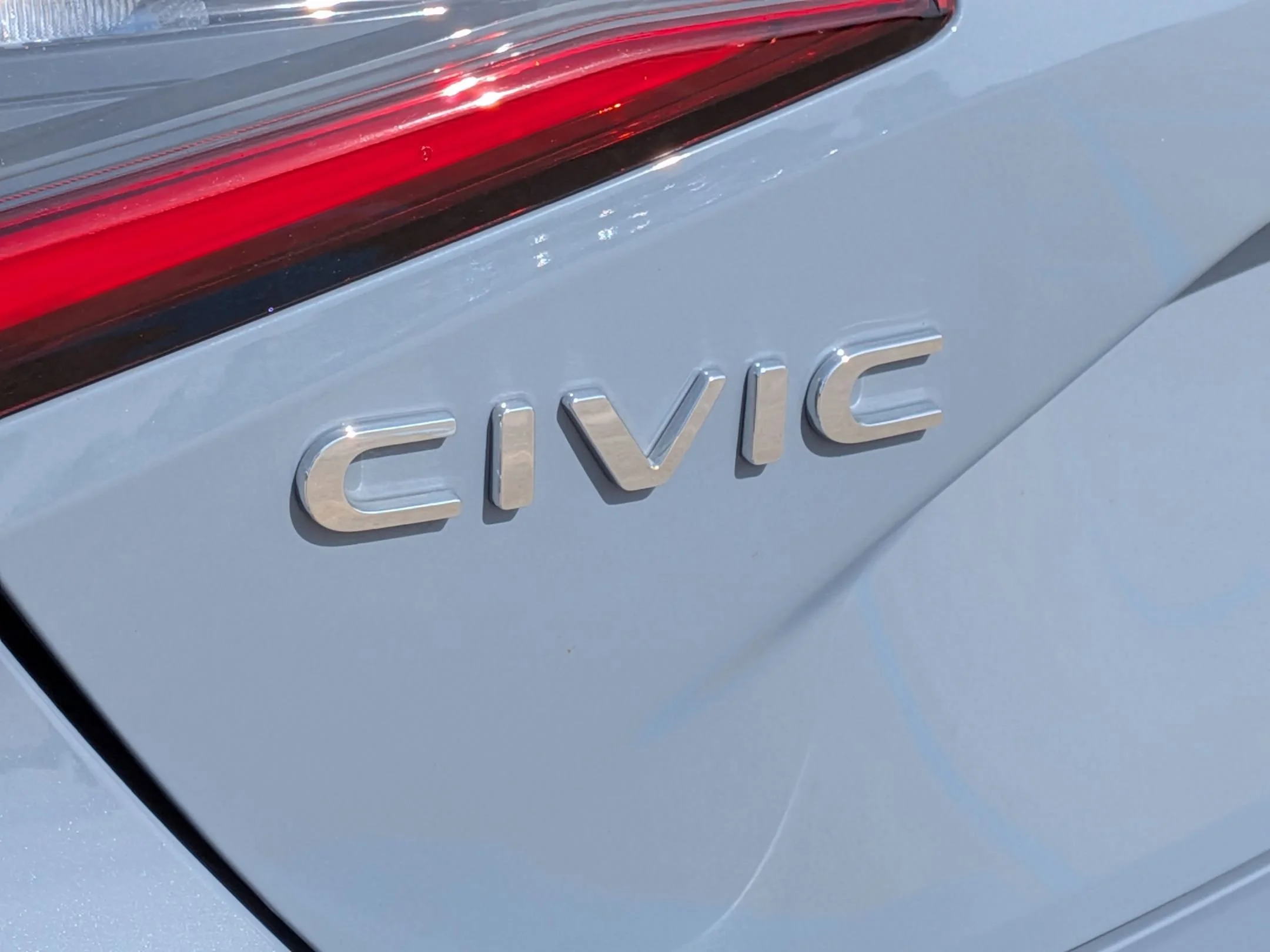 2023 Honda Civic Hatchback Sport Touring - Photo 28