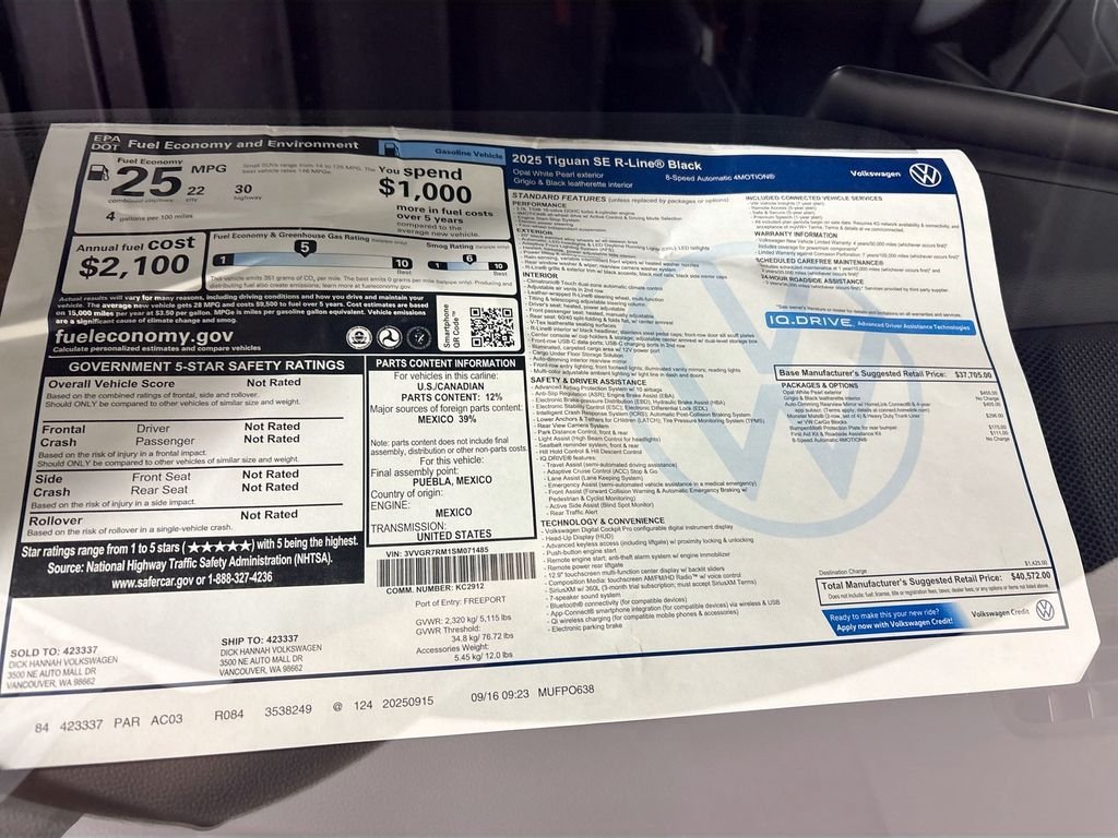 New 2025 Opal White Pearl Volkswagen 2.0T SE R-Line Black image 24