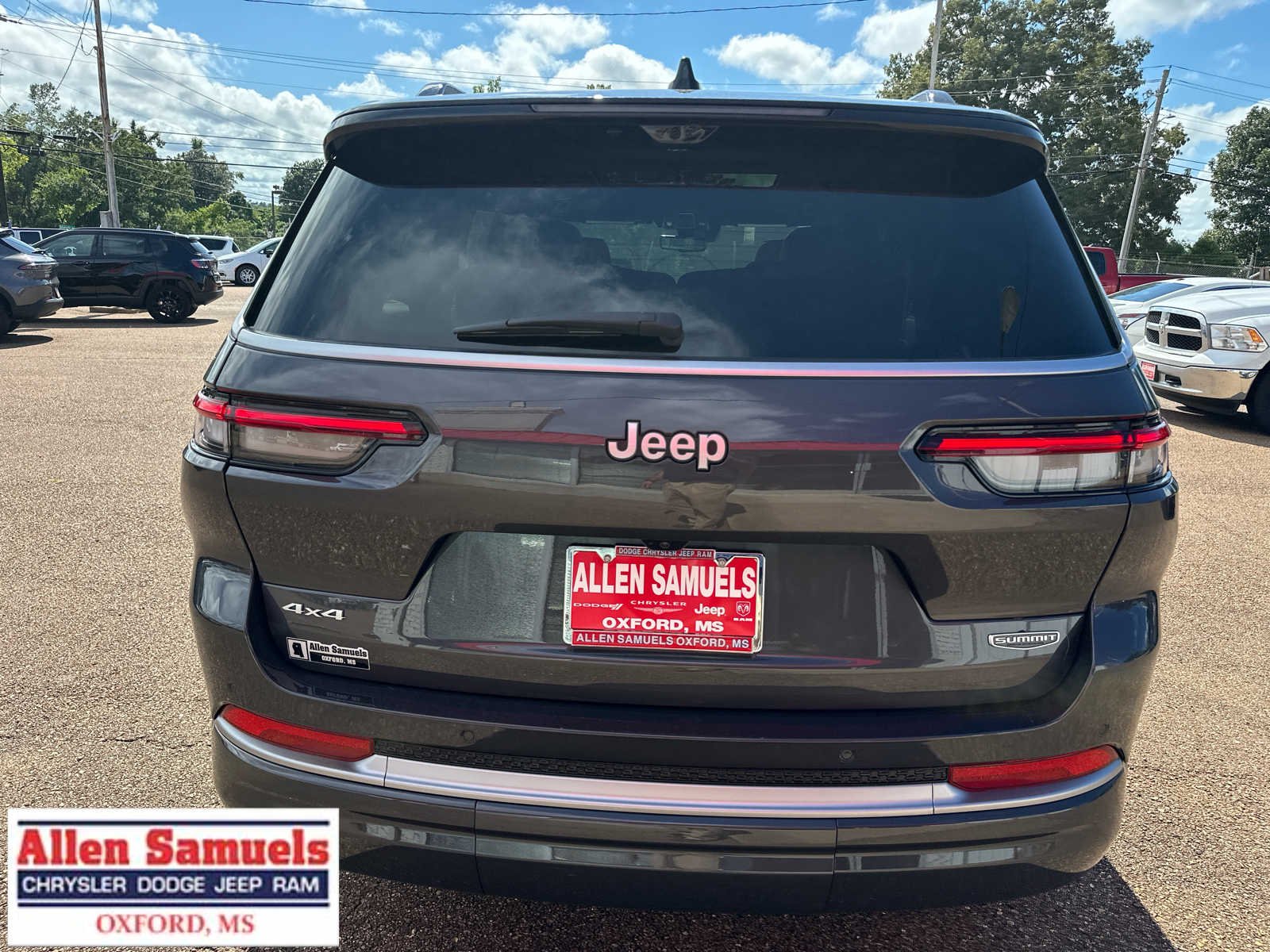 New 2026 Baltic Gray Metallic Clear-Coat Exterior Paint Jeep Summit image 6