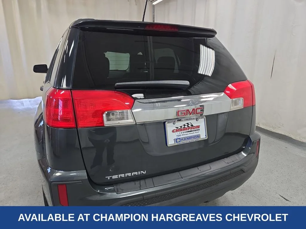 Certified Used 2017 GRAPHITE GRAY METALLIC GMC SLE image 41