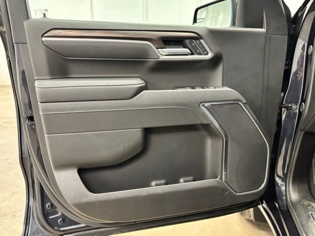 Used 2026 Silver GMC SLT image 17