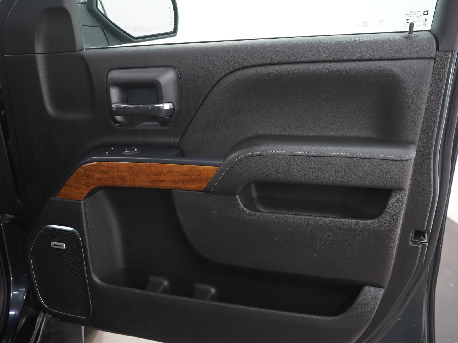 Used 2018 GRAPHITE METALLIC Chevrolet High Country image 12